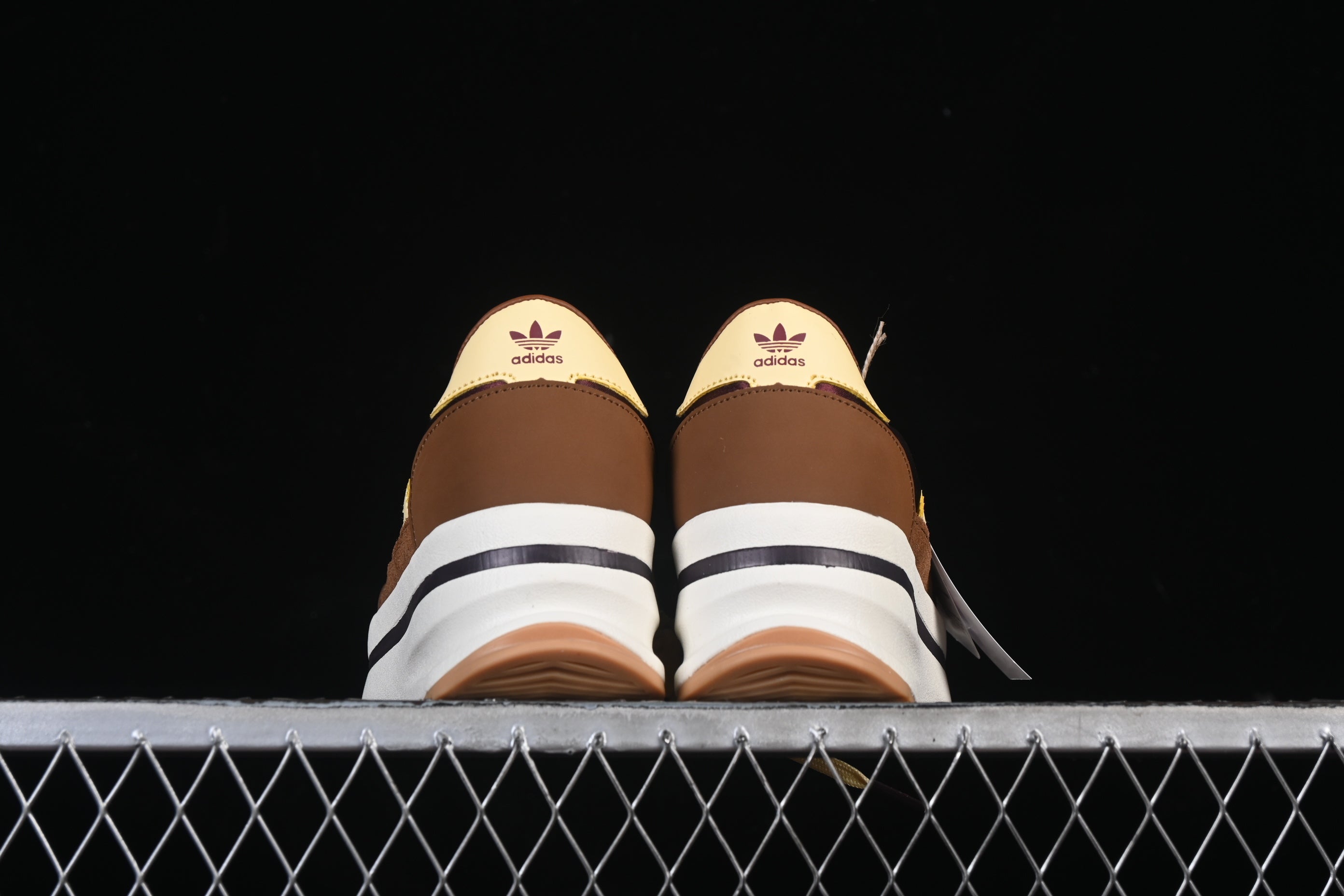 SL 72 Stack Burgundy Brown Yellow