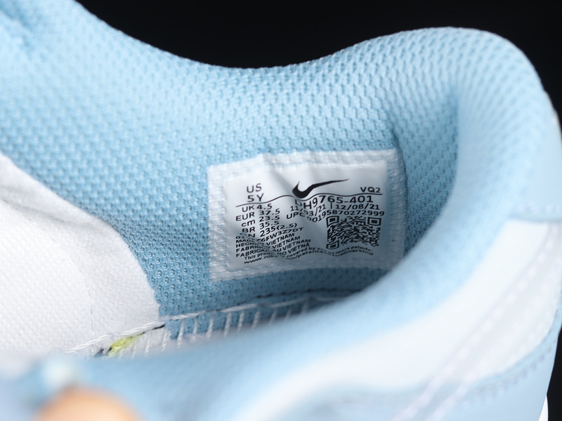 Dunk low clear blue swoosh