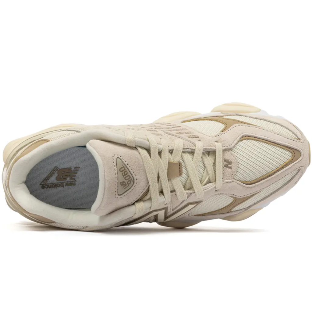 New Balance 9060 sea salt brown